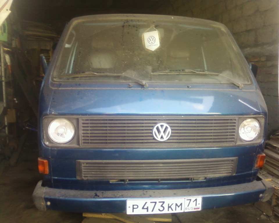 Открыл ворота-запылился за пару недель — Volkswagen Caravelle (T3)