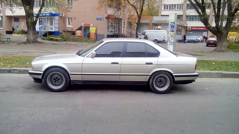 Фото в бортжурнале BMW 5 series (E34)