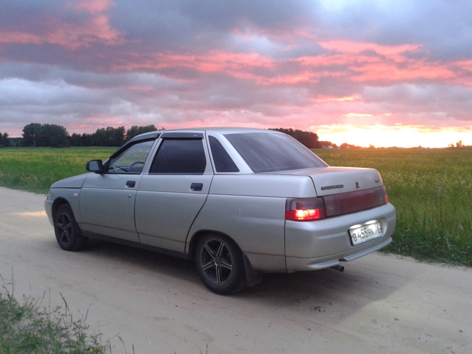 Красивый закат… — Lada 21102