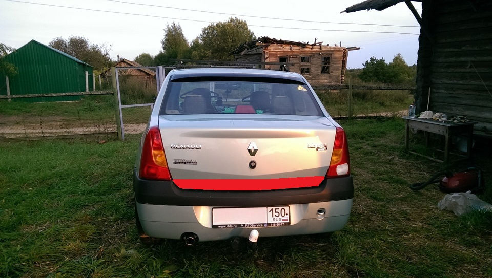 Сабля на крышки багажника. — Renault Logan (1G)