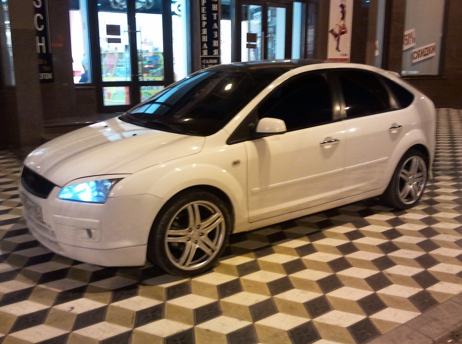 Фото в бортжурнале Ford Focus Hatchback II