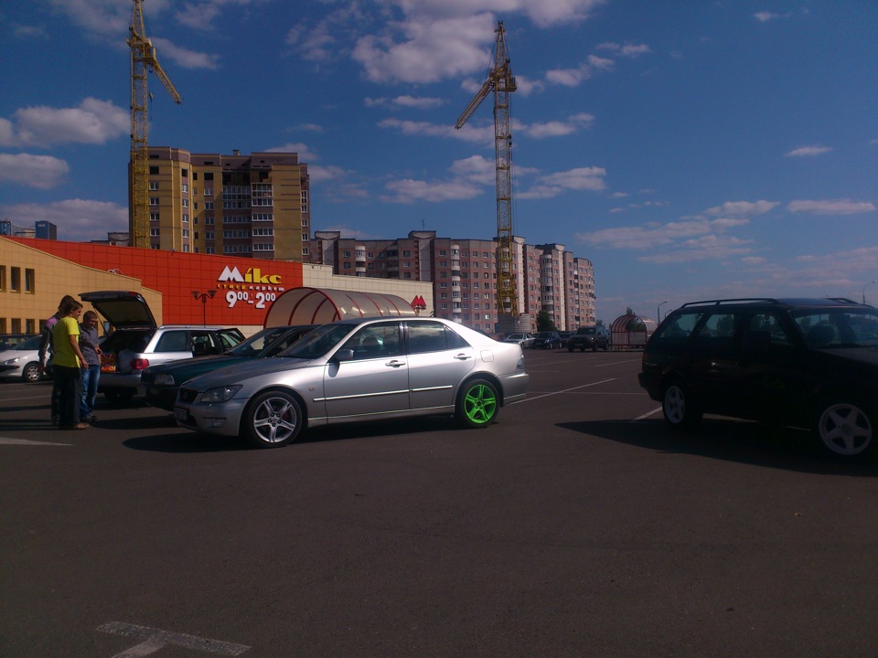 В Бресте моё фото на зелени) — Lexus IS I