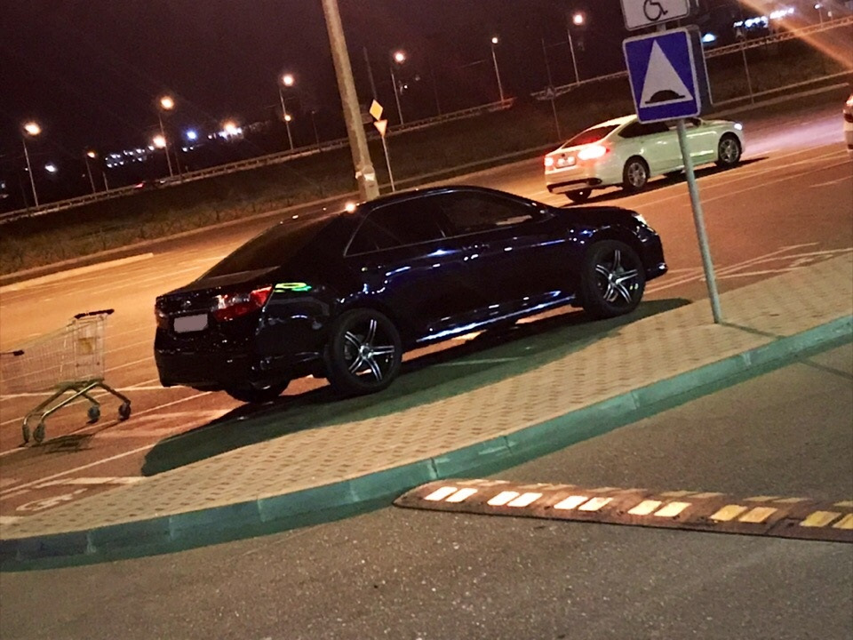 С далека выглядит как джип по клиренсу =D — Toyota Camry (XV50)