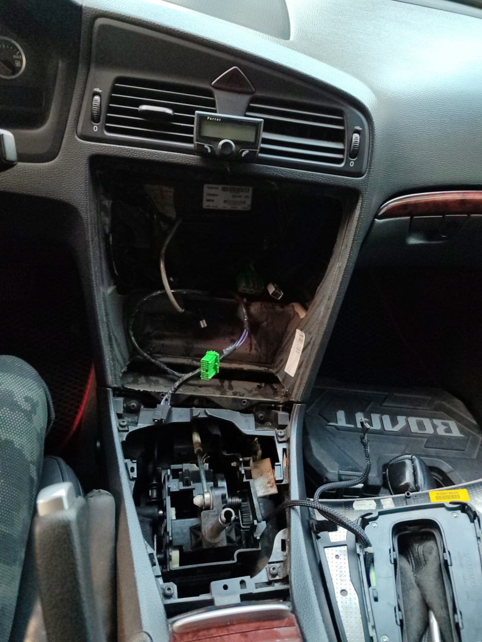 Фото в бортжурнале Volvo S60 (1G)