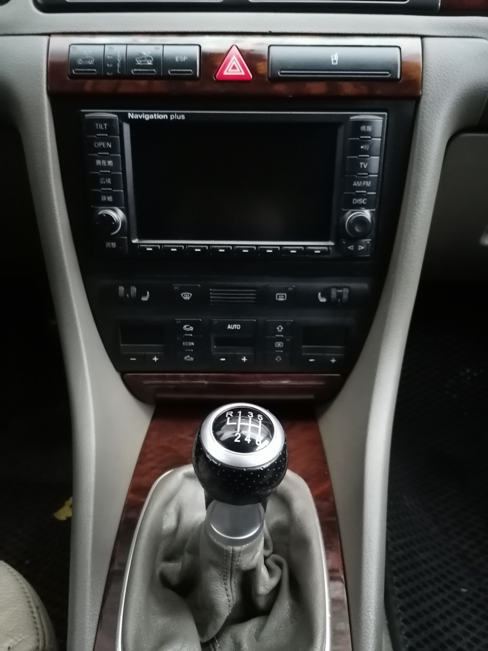 Прямо в лоб 😎 — Audi Allroad (C5)
