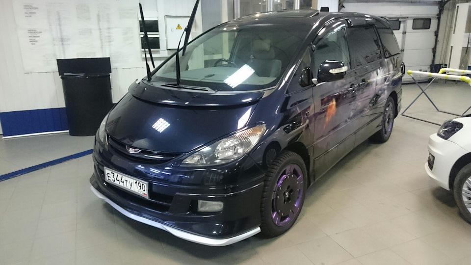 Фото в бортжурнале Toyota Estima (II)