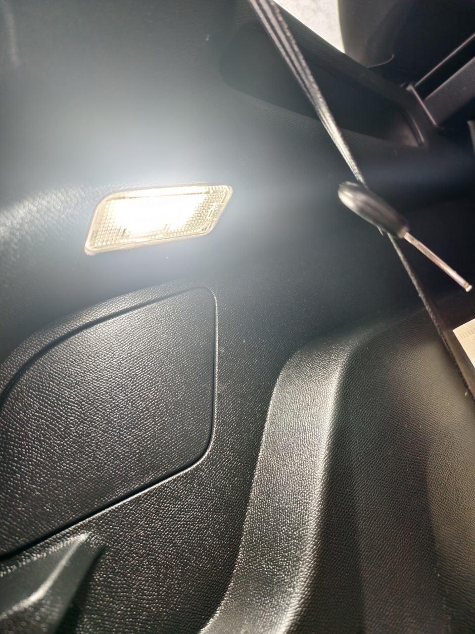 Фото в бортжурнале Peugeot 5008 (2G)