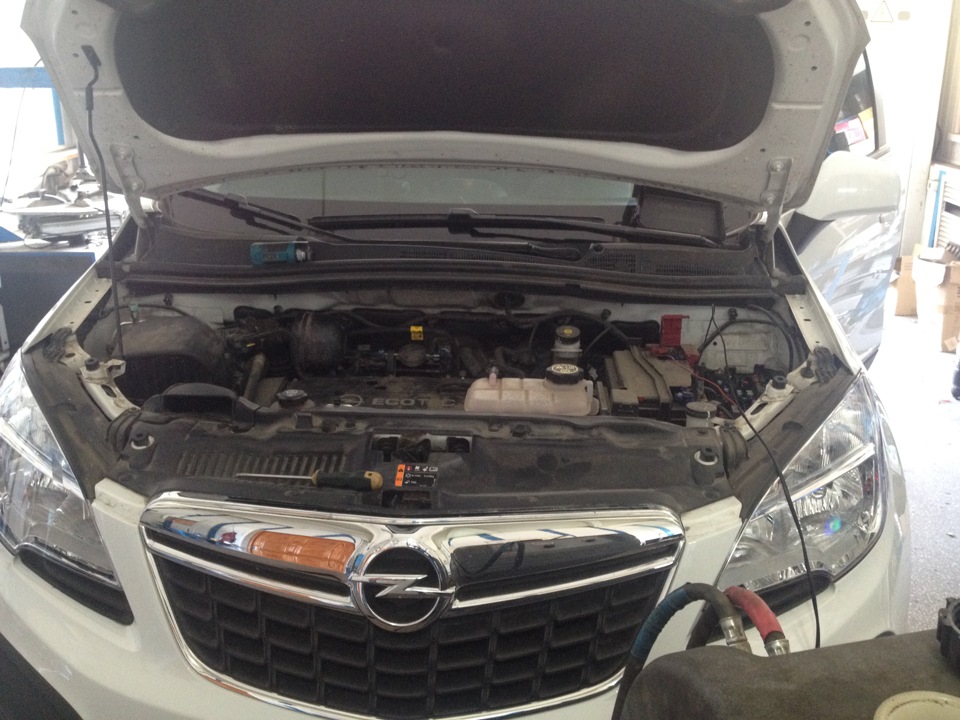 Фото в бортжурнале Opel Mokka (1G)
