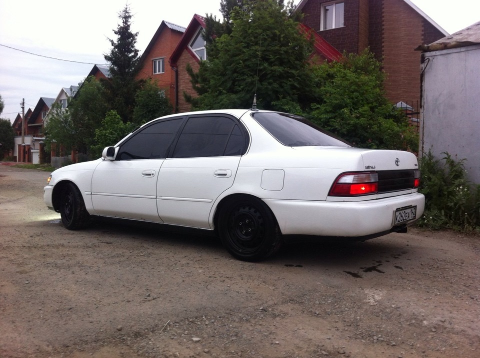 Фото в бортжурнале Toyota Corolla (100). Запчасти на фото: 206034