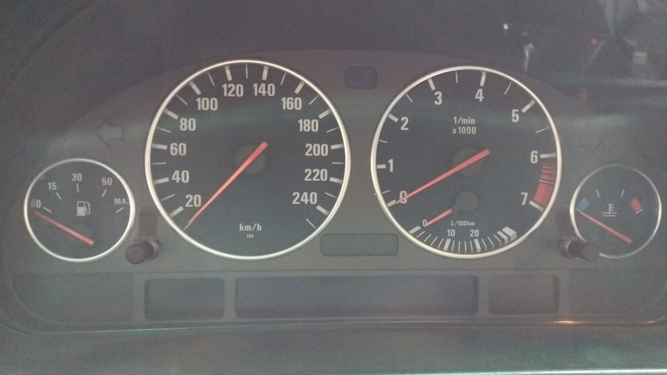 Фото в бортжурнале BMW 5 series (E39)