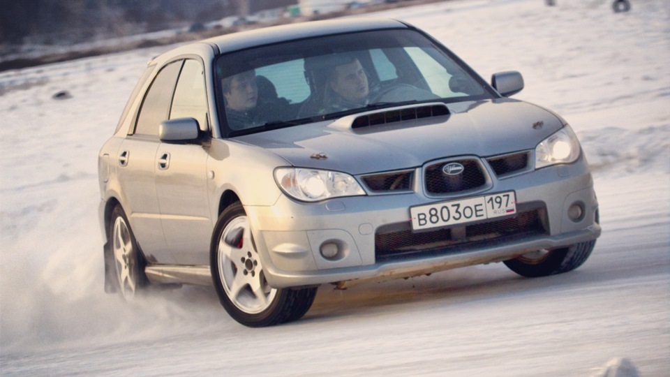 Subaru Impreza WRX трубовагон