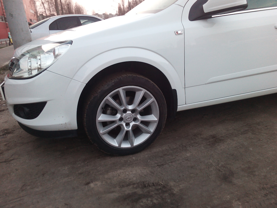 Фото в бортжурнале Opel Astra H