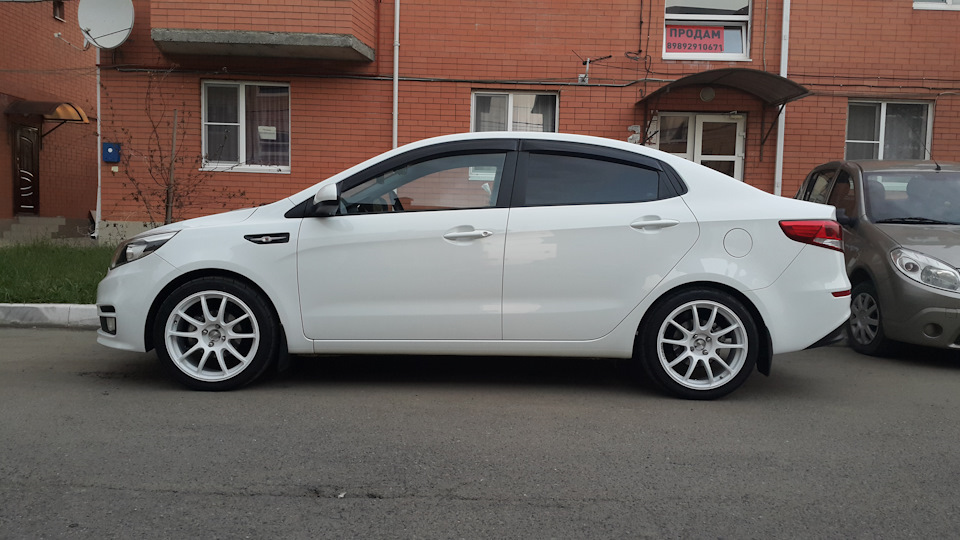на 17х — KIA Rio (3G)