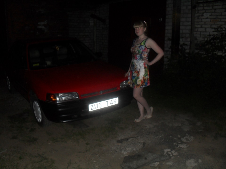 сестрёнка) — Mazda 323 IV