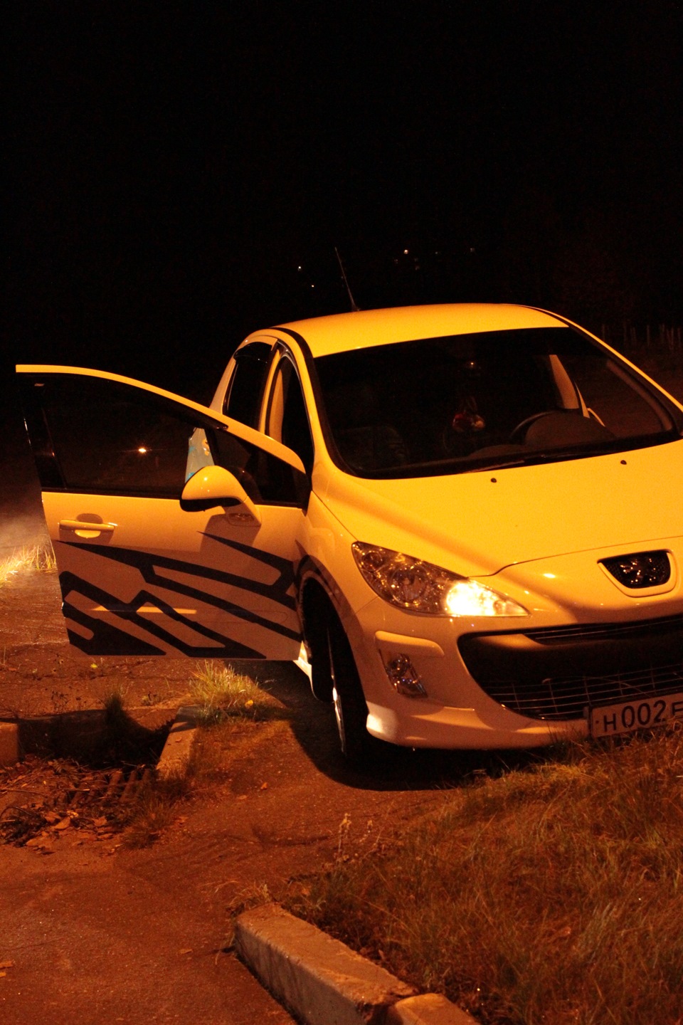 Фото в бортжурнале Peugeot 308 (1G)
