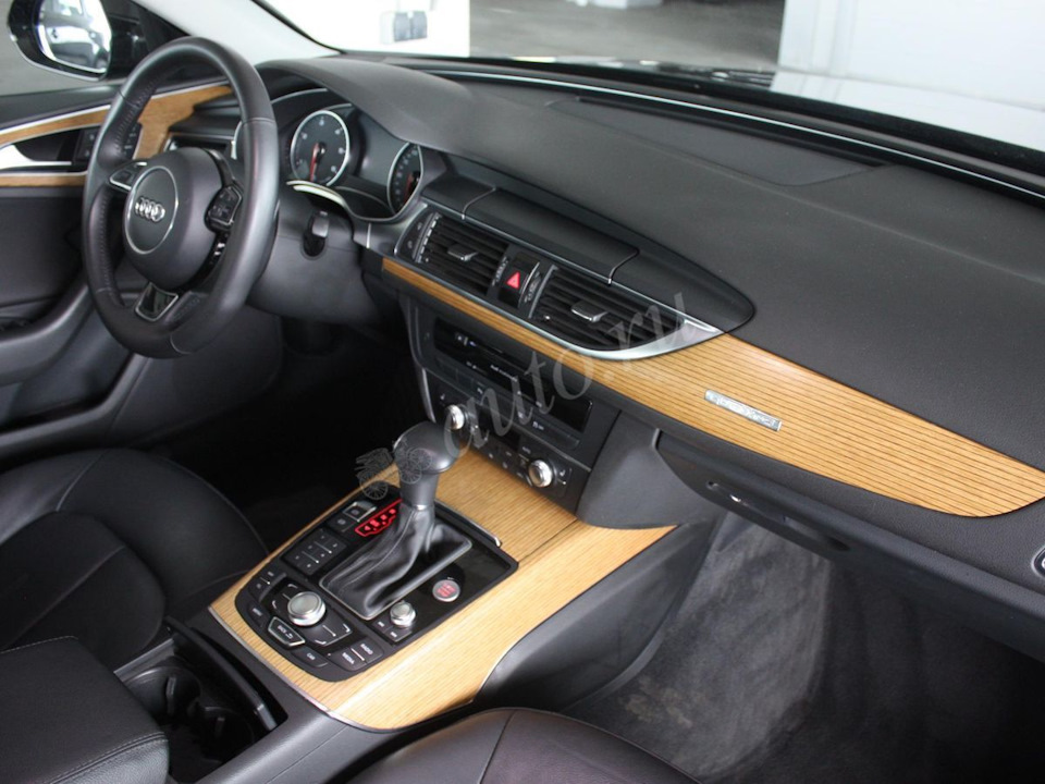 Вот так выглядел салон в объявлении — Audi A6 (C7)
