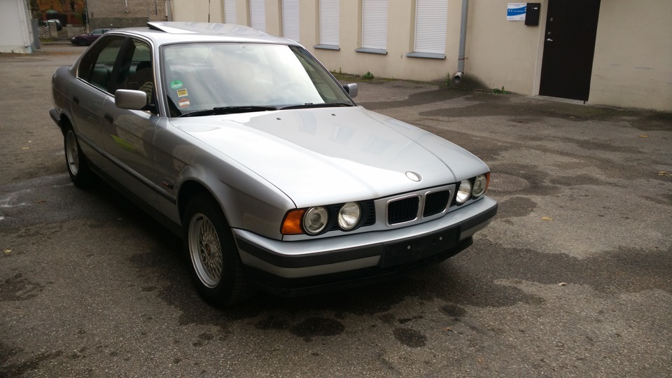 Фото в бортжурнале BMW 5 series (E34)