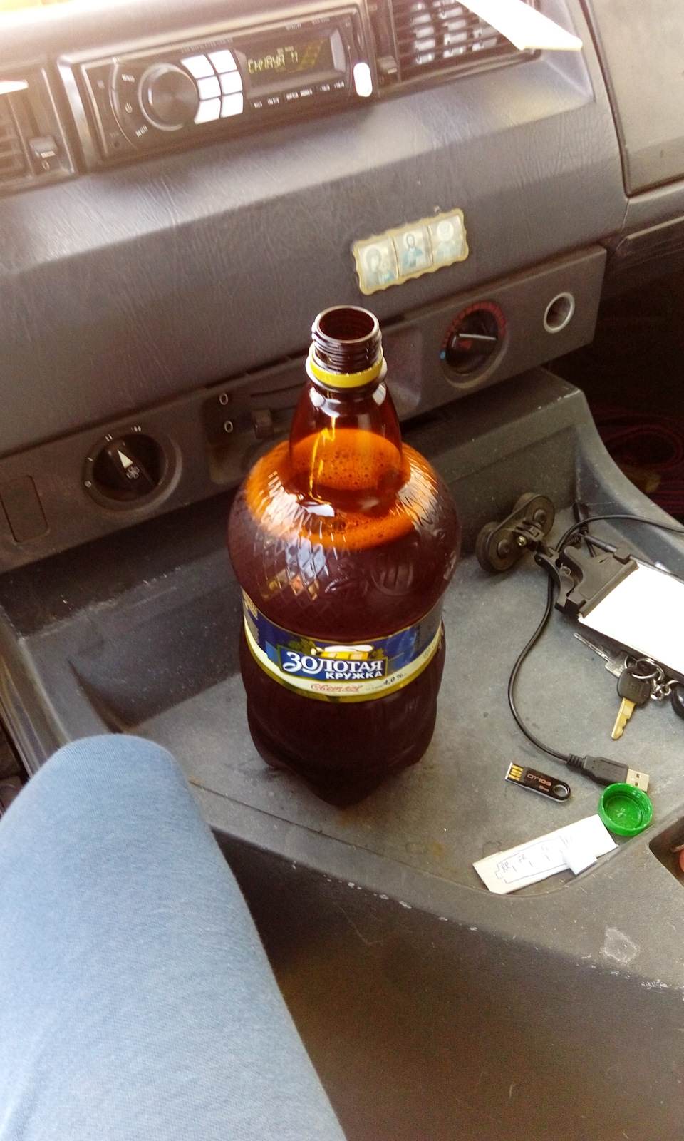 Photo from the logbook Mercedes-Benz MB100