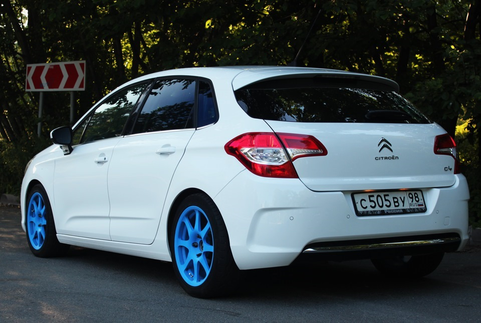 Фото в бортжурнале Citroen C4 (2G)