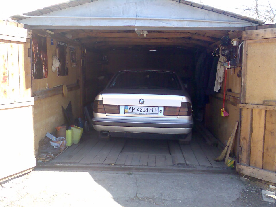 Фото в бортжурнале BMW 5 series (E34)