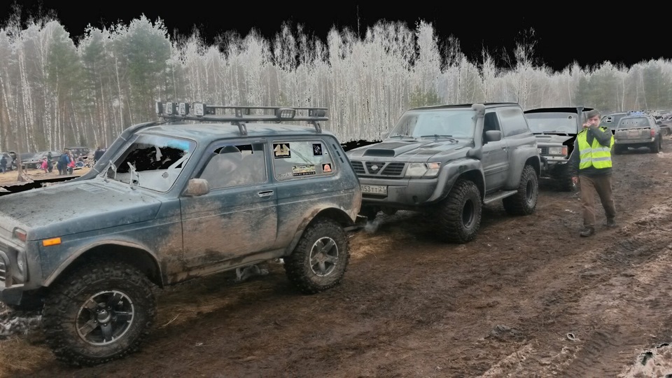 Фото в бортжурнале Nissan Patrol GR II (Y61)