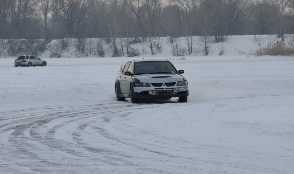 Фото в бортжурнале Toyota Caldina (210)