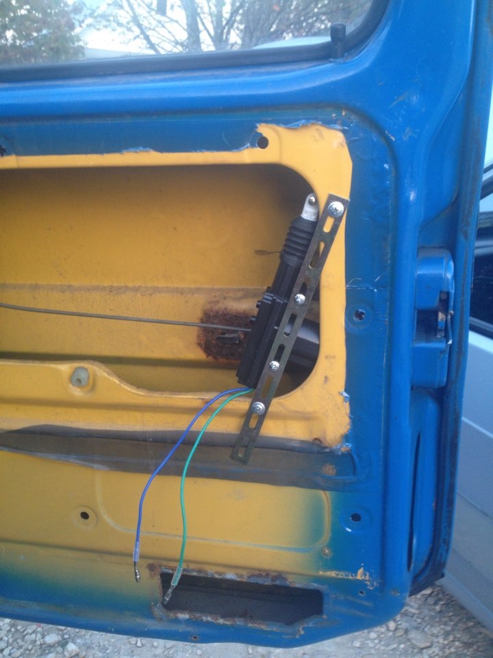 Фото в бортжурнале Volkswagen Transporter T3