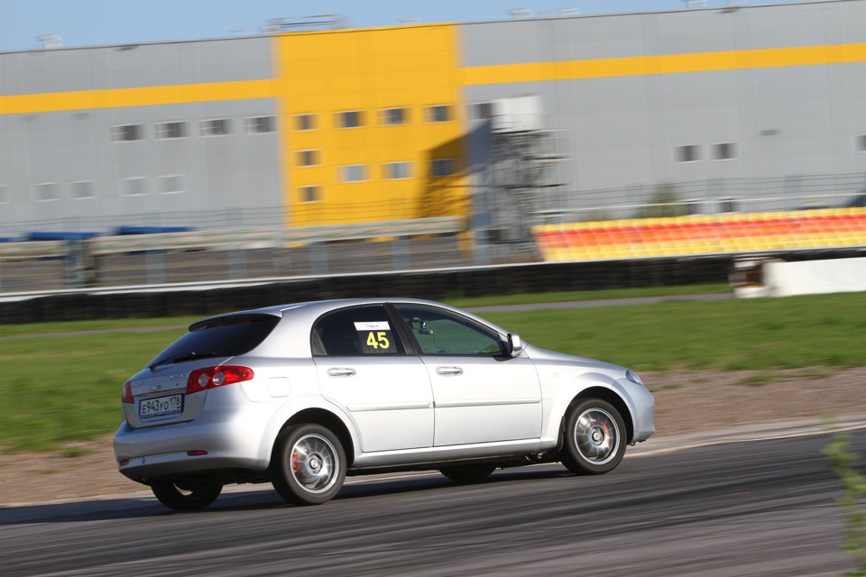 Фото в бортжурнале Chevrolet Lacetti 5D