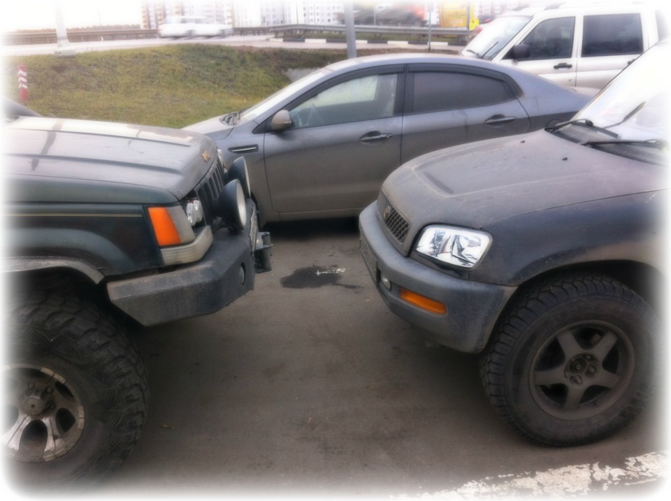 Фото в бортжурнале Toyota RAV4 (I)