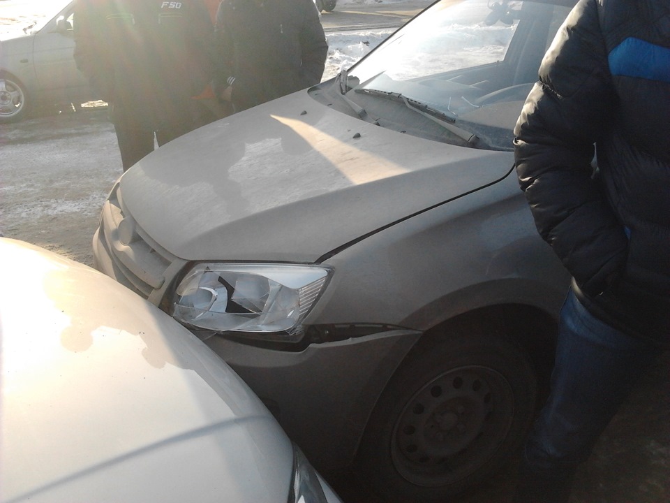 Фото в бортжурнале Lada Granta. Запчасти на фото: Giti Comfort F50