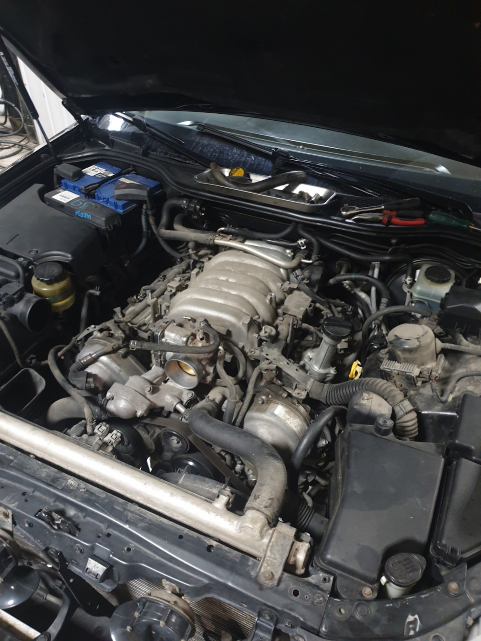 Подкапотное — Lexus LS (UCF30)