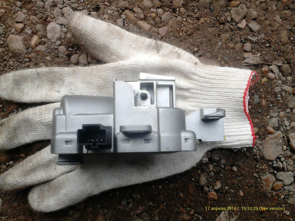 Фото в бортжурнале Volvo S40 (2G)