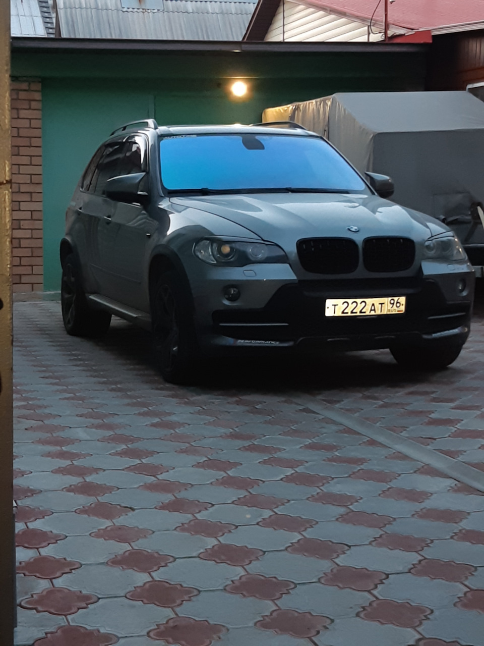 Фото в бортжурнале BMW X5 (E70)