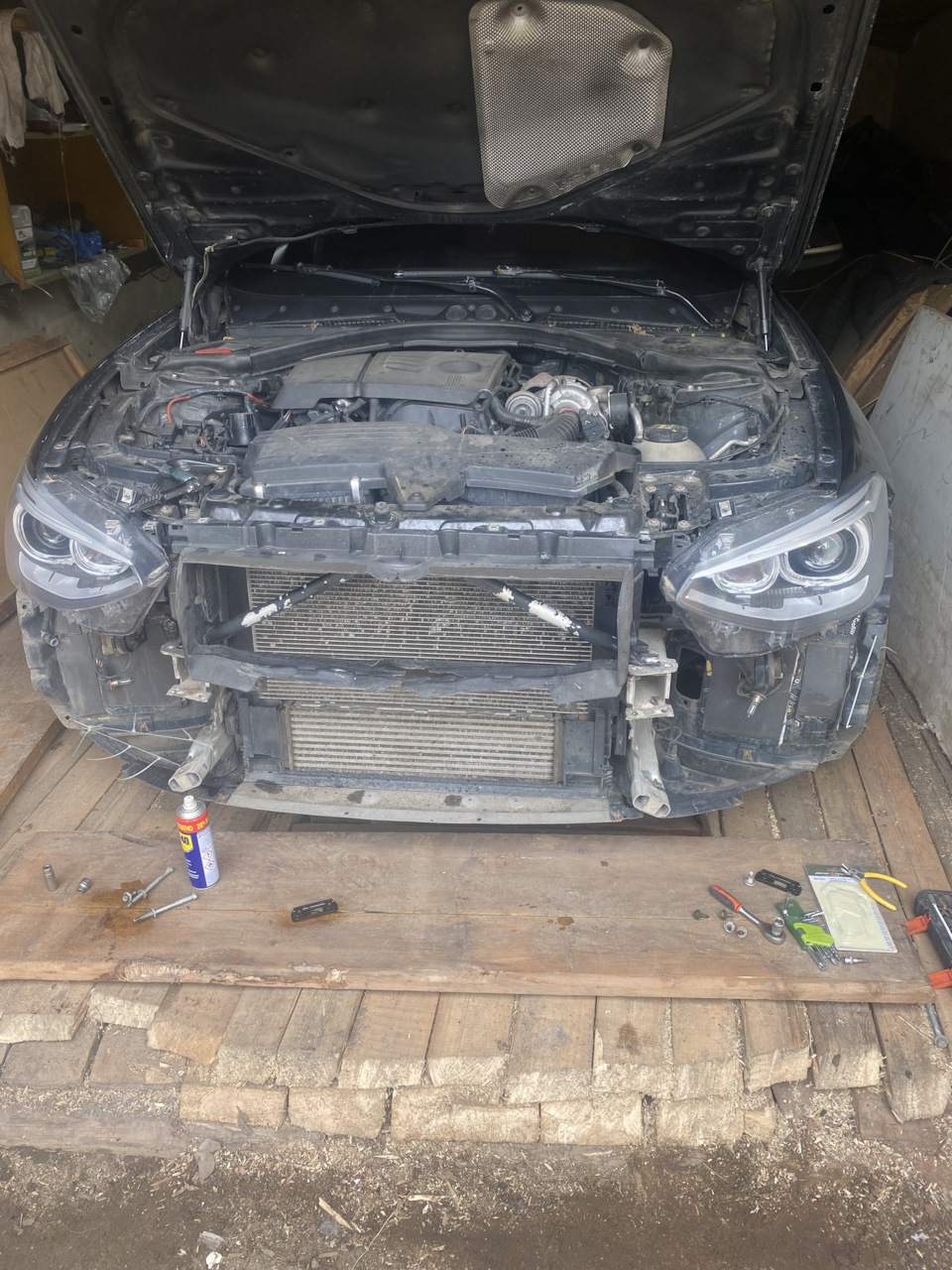 начал разбор — BMW 1 series (F20)