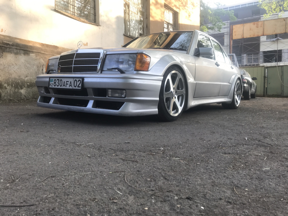 Фото в бортжурнале Mercedes-Benz 190 (W201)