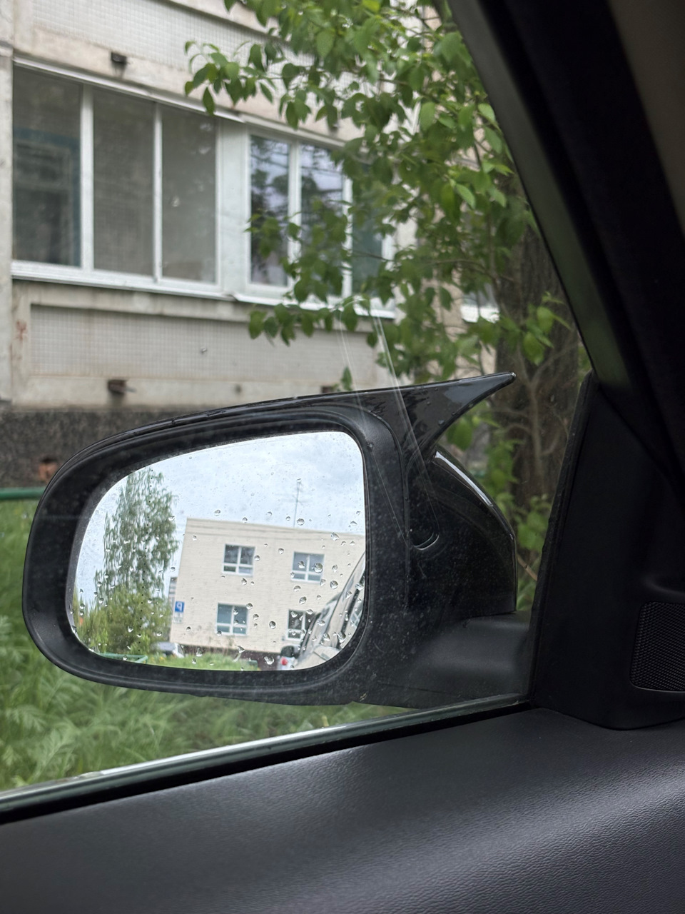 Вид из салона, вот тут немного спорно🤨 — Volvo S80 (2G)