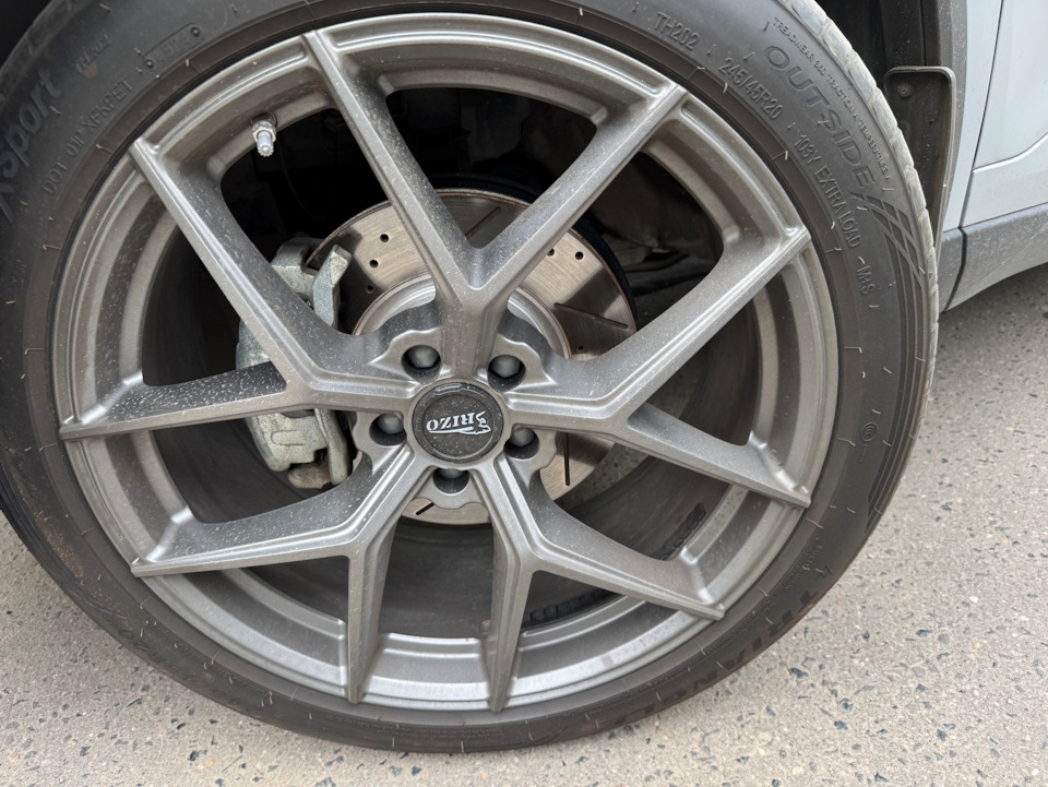 Фото в бортжурнале Chery Tiggo 8 Pro Max. Запчасти на фото: Triangle TH202 EffeXSport
