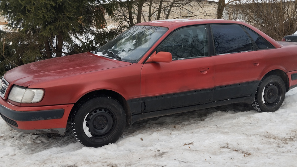 Audi 100 Пушка