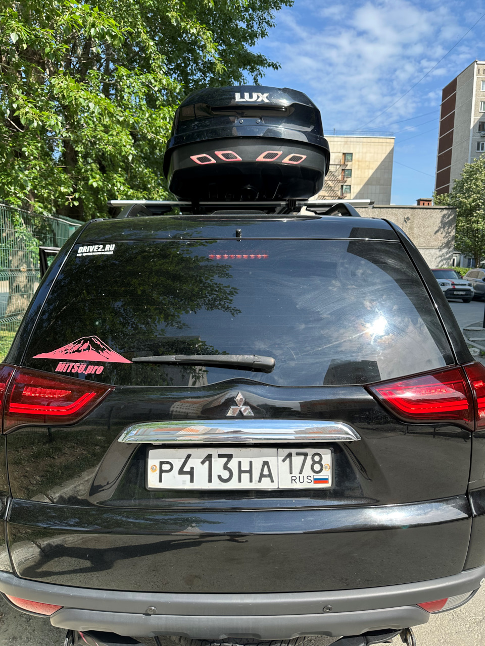 Все горит. Было три секции, стало девять. — Mitsubishi Pajero Sport (2G)