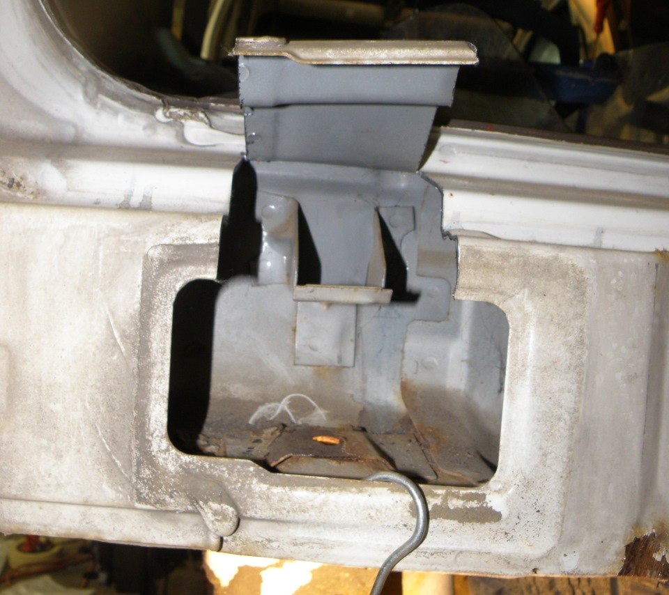 Фото в бортжурнале Mitsubishi Delica (L400)