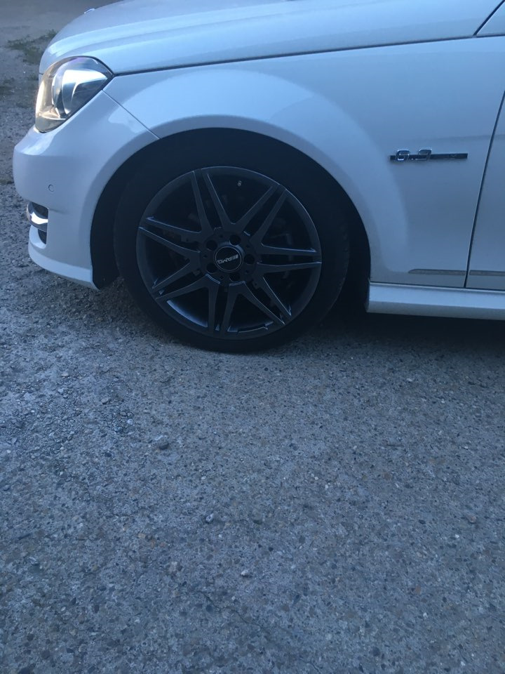 Фото в бортжурнале Mercedes-Benz C-Class (W204)