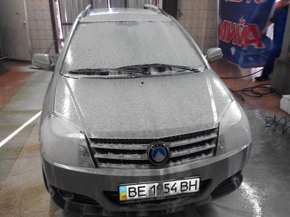 Грачи прилетели — Geely MK Cross