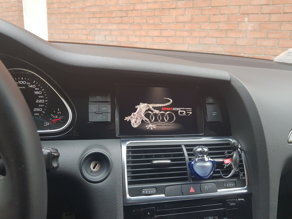 Фото в бортжурнале Audi Q7 (1G)