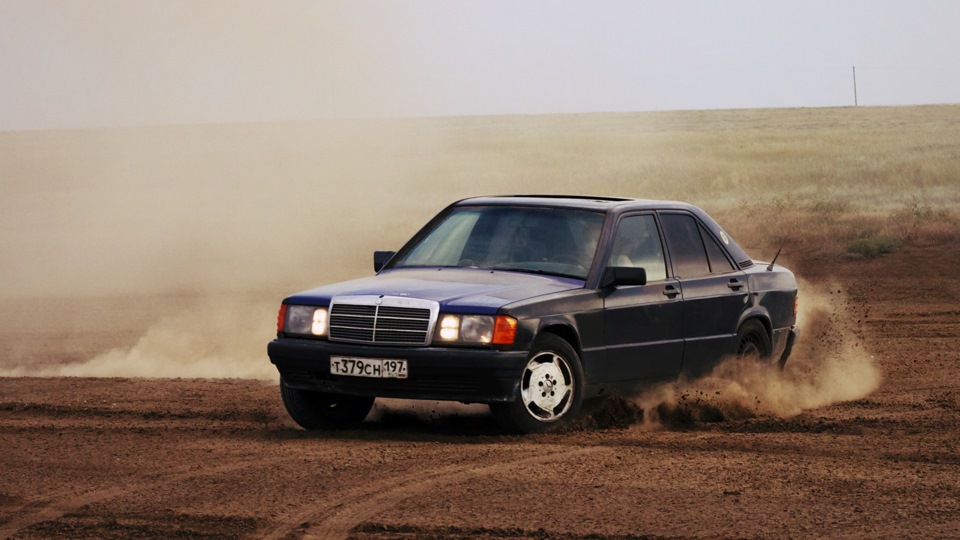 Mercedes-Benz 190 (W201) Modell "Überdruck" M111