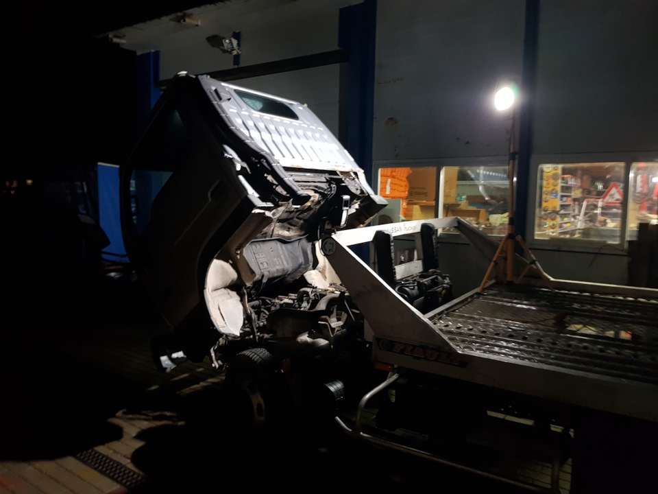 Фото в бортжурнале Nissan Cabstar