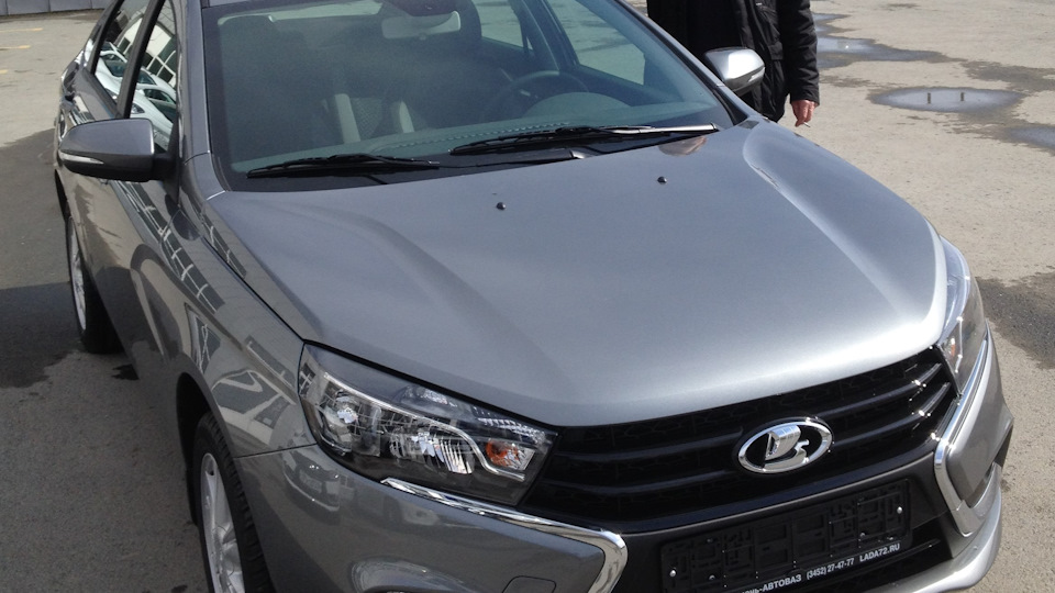Lada Vesta Серко