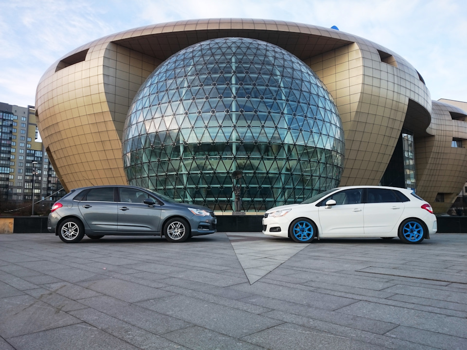Два веселых гуся (с) — Citroen C4 (2G)