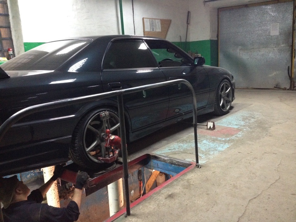 На жопе 2 градуса на данный момент выставили. — Toyota Chaser (100)