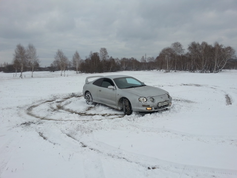Фото в бортжурнале Toyota Celica (200)
