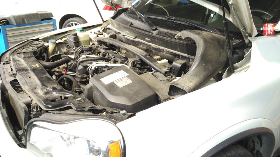 Фото в бортжурнале Volvo XC90 (1G)